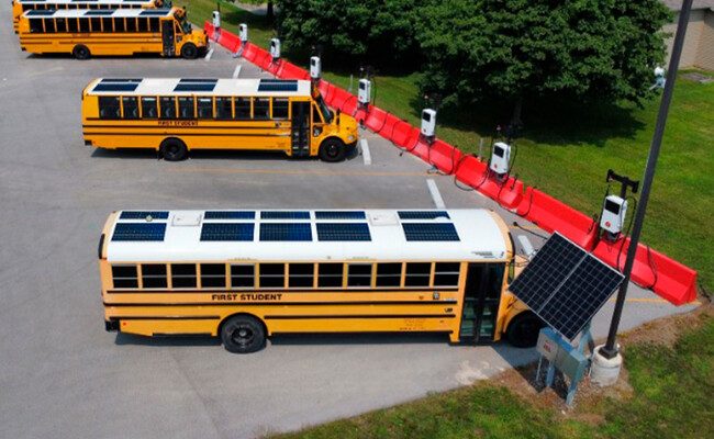 Autobuses escolares solares en Nueva York: la revolución energética del futuro