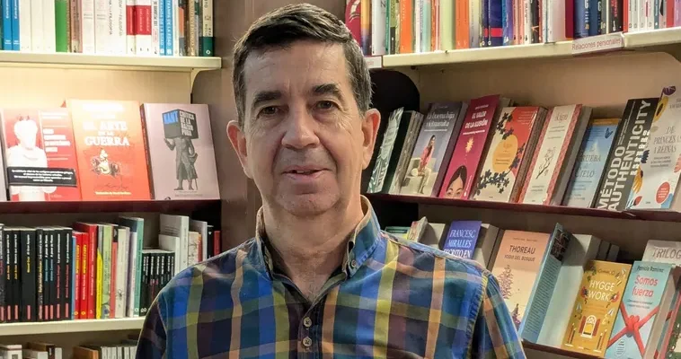 El legado de la imprenta Santos Ochoa: transformando el amor por los libros en un éxito empresarial