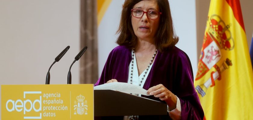 La marcha de mar españa: un cambio en la dirección de la agencia española de protección de datos