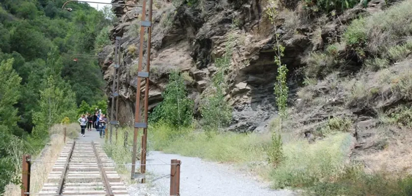 Sendero del Tranvía de la Sierra: descubre la joya escondida de Granada