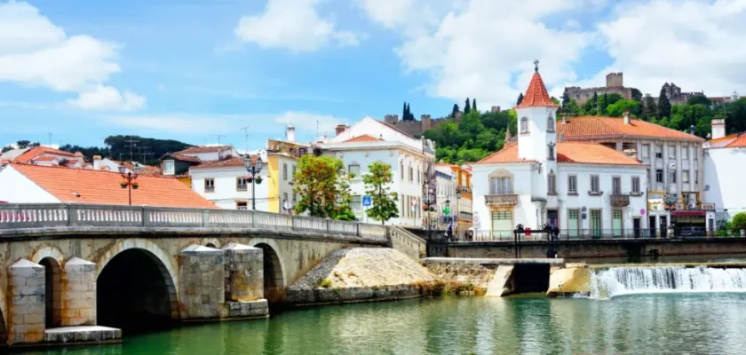 Descubre la magia secreta de Tomar, la joya templaria de Portugal