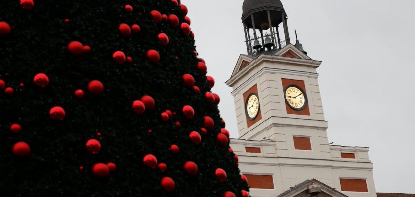 El gran espectáculo de las campanadas en Madrid: todo lo que necesitas saber para despedir el año