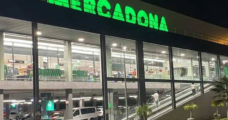 Cambios de horarios en Mercadona: Todo lo que necesitas saber para diciembre y Navidad