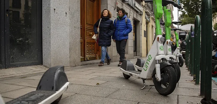 Dispositivos policiales en Barcelona: cómo los Mossos d'Esquadra luchan contra la delincuencia en patinetes eléctricos