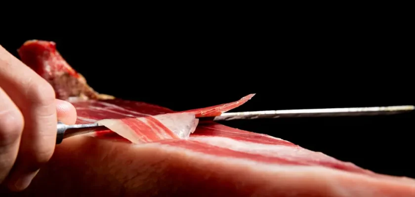 Cómo elegir el mejor jamón ibérico en España: guía definitiva para gourmets