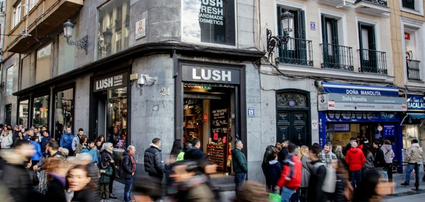 La locura de la Lotería de Navidad en Doña Manolita: tradición y anécdotas del centro de Madrid