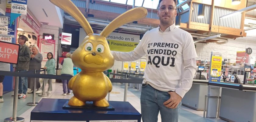 La leyenda del conejo de oro: cómo un pequeño negocio se convierte en un símbolo de suerte en Alicante