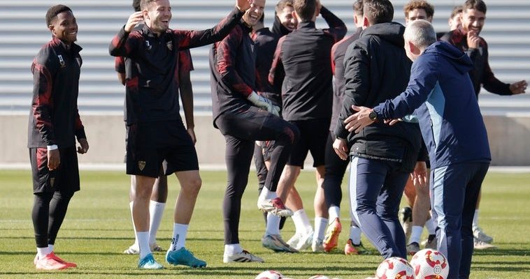 El emocionante fichaje de rubén vargas y el futuro incierto de idumbo en el sevilla