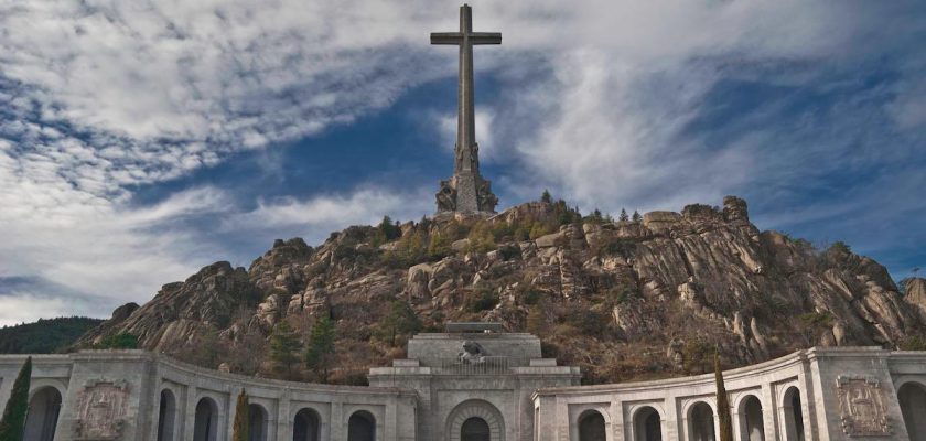 El polémico viaje escolar a Cuelgamuros: ¿una lección para nuestros jóvenes?