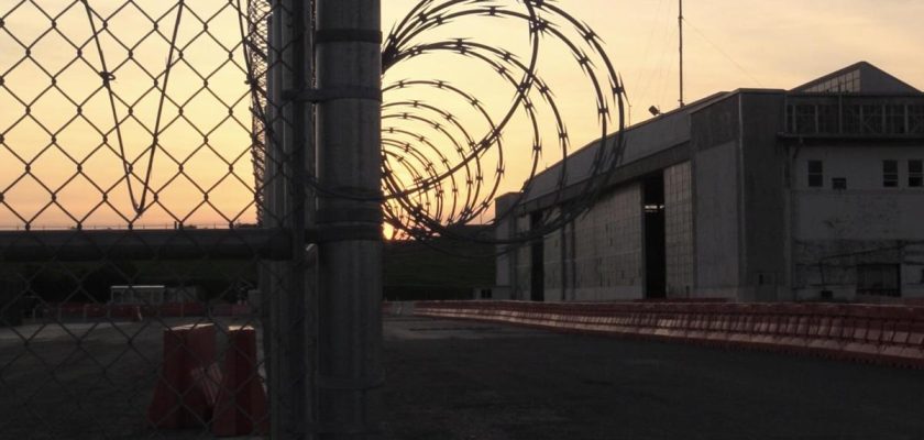 La controvertida decisión de trump sobre 30.000 camas en guantánamo para inmigrantes indocumentados