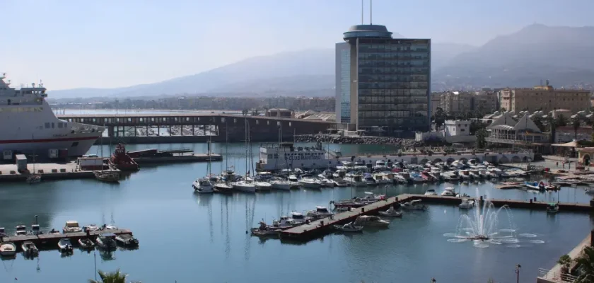 La incierta apertura de la aduana entre Ceuta y Marruecos: un cambio que podría redefinir las fronteras comerciales