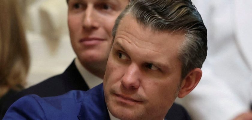 La confirmación de Pete Hegseth como candidato a liderar el Pentágono: un vistazo a la política actual