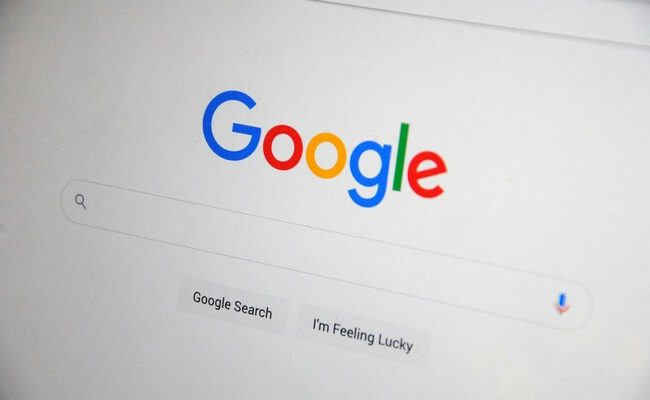 Google se retira de la lucha contra la desinformación: implicaciones para el futuro digital