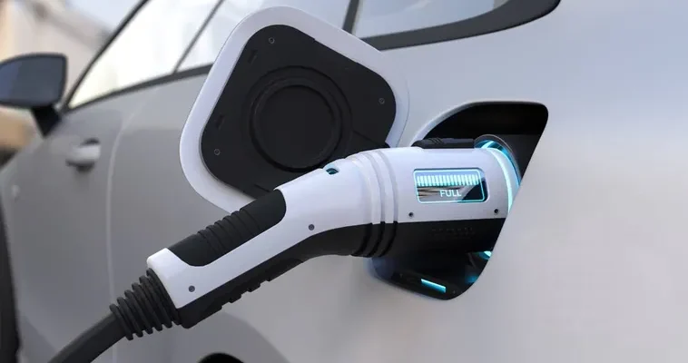 Caídas preocupantes en el mercado de vehículos electrificados en 2024: un análisis necesario