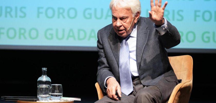 Felipe González critica la negociación de Sánchez: un análisis de sus preocupaciones sobre la política actual en España