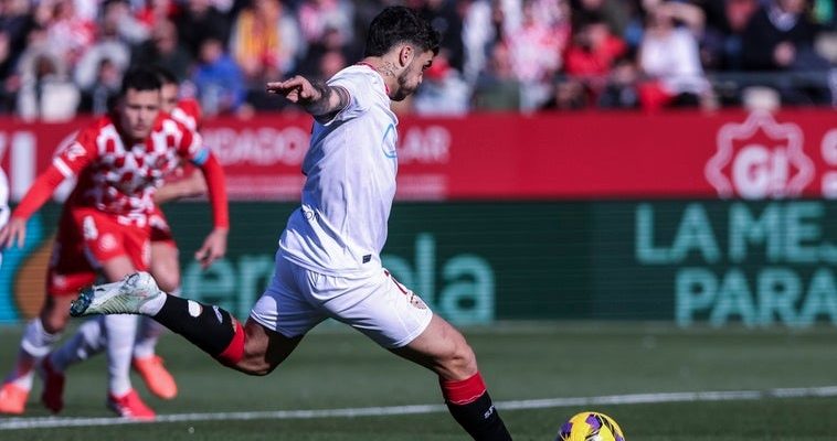 Sevilla FC en tiempos de incertidumbre: la controversia del canterano y la búsqueda de un delantero