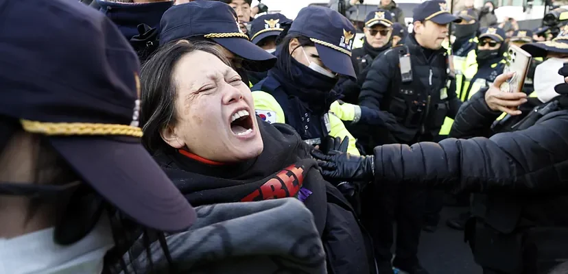 Corea del Sur enfrenta una crisis de liderazgo: el oscuro giro en la democracia y la cultura pop