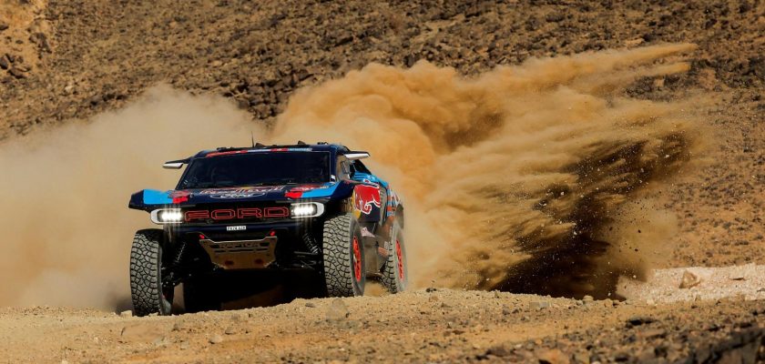 Carlos Sainz y su doloroso adiós al Dakar: un accidente que paraliza sueños