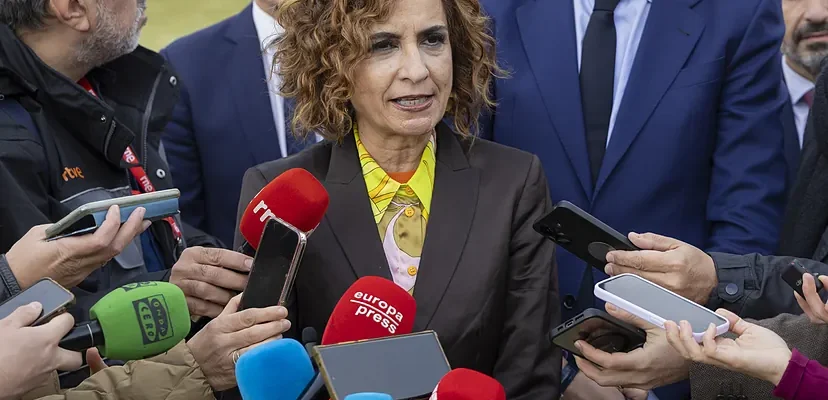 María Jesús Montero: la nueva esperanza del PSOE andaluz en tiempos inciertos