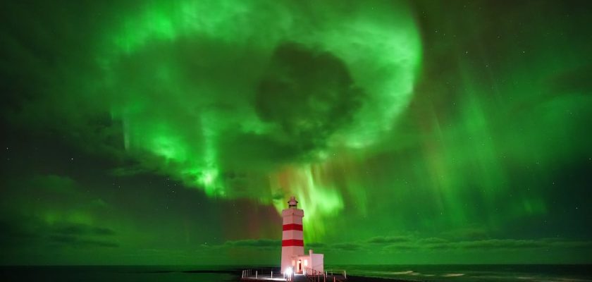 El fascinante hallazgo de las ondas de coro espaciales: lo que nos susurran los astros