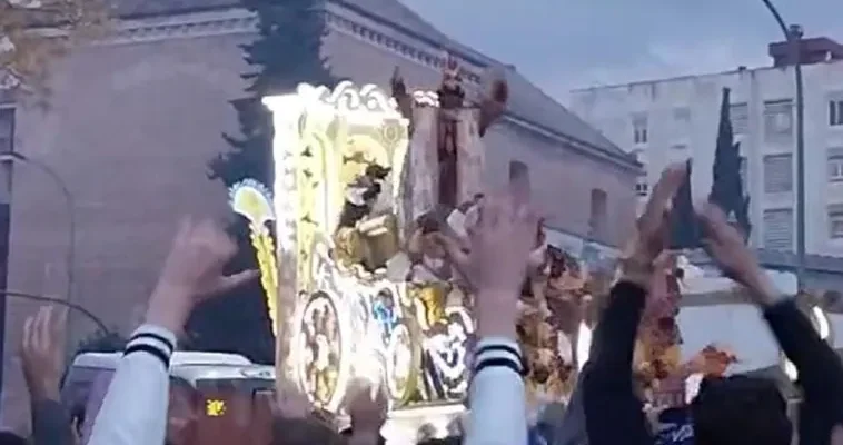 La mágica cabalgata de los Reyes Magos: tradición y alegría en tiempos actuales