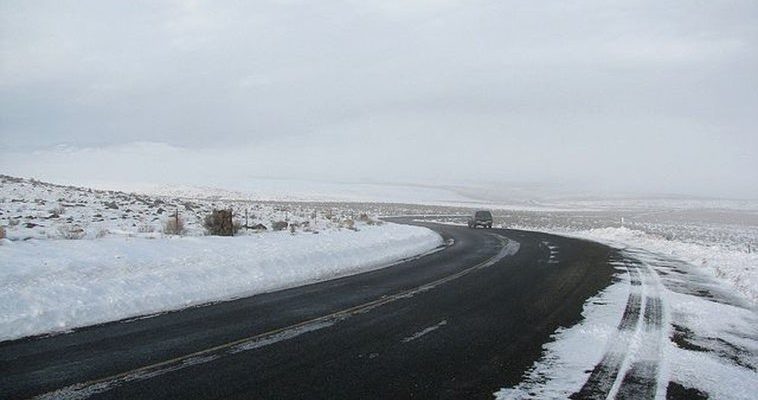 El peligro oculto del hielo negro: cómo conducir seguro en invierno