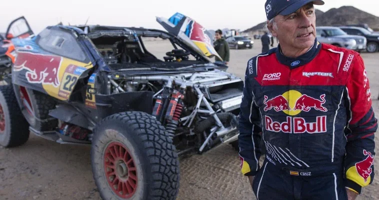 El dramático inicio del Dakar 2025: Carlos Sainz y la fragilidad de la competencia