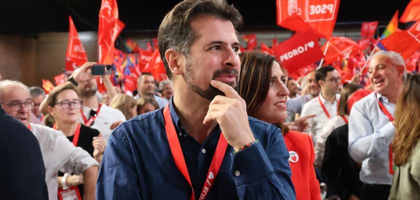 Luis Tudanca abandona la secretaría general del PSOE en Castilla y León: un cambio necesario