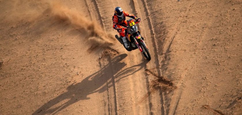 La emocionante batalla del rally dakar 2025: el dominio de daniel sanders y la competencia feroz