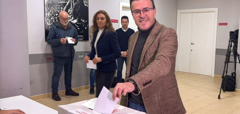 Miguel Ángel Gallardo reafirma su liderazgo en el PSOE de Extremadura: una victoria definitiva