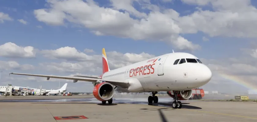 Iberia Express inicia Express Days: vuelos desde 10 euros y el secreto del Club Express