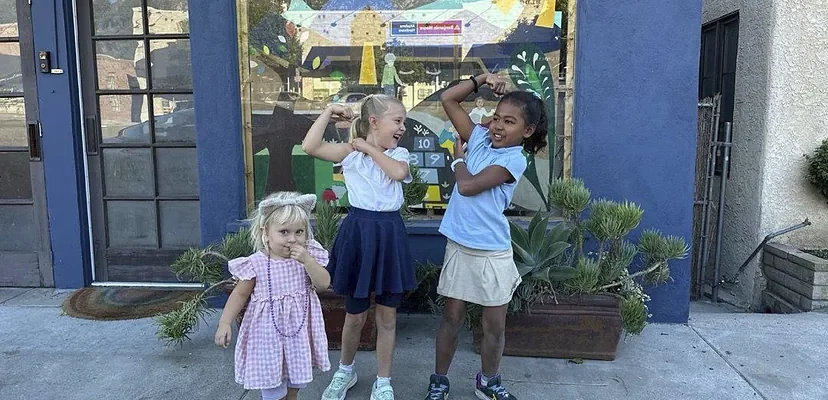 Increíble historia de la rayuela school: un colegio bilingüe destruido por el fuego pero con la esperanza intacta