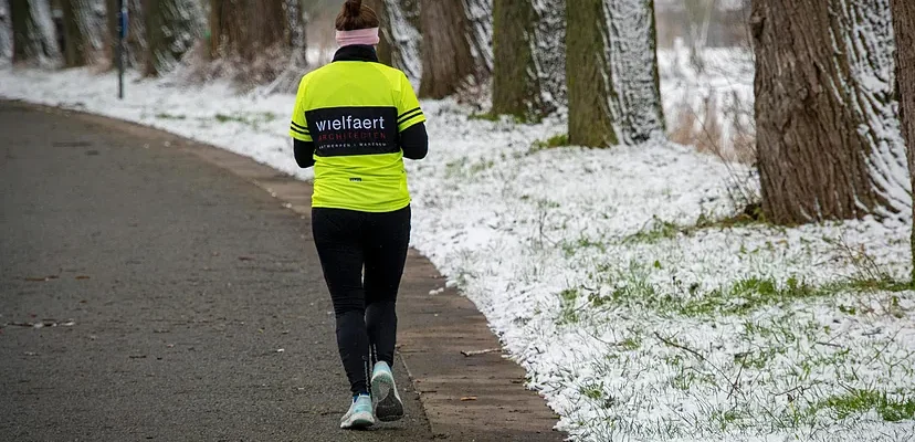 Cómo hacer ejercicio en invierno: claves para mantener la motivación y la salud