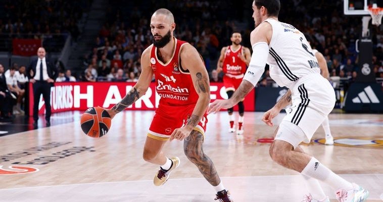 Olympiacos sorprende al Real Madrid en un partido de baloncesto emocionante y lleno de giros inesperados