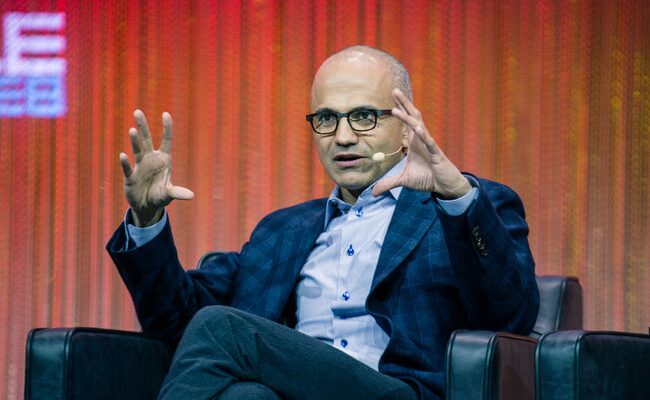 Los retos de microsoft en la inteligencia artificial y cómo transformar sus inversiones en éxito