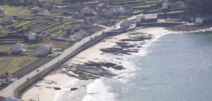 Impacto trágico del hallazgo de un cadáver en la playa de Porto do Son