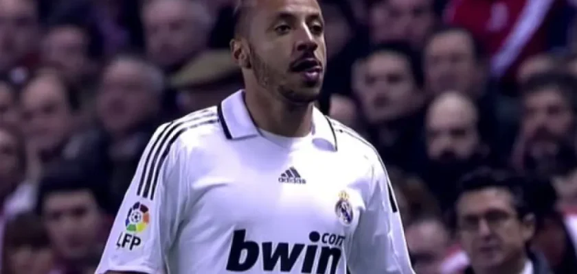 El paso fugaz de Julien Faubert por el Real Madrid: historia de un fichaje inolvidable