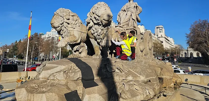 El icónico monumento de la Cibeles en Madrid: restauración y cuidado del patrimonio cultural