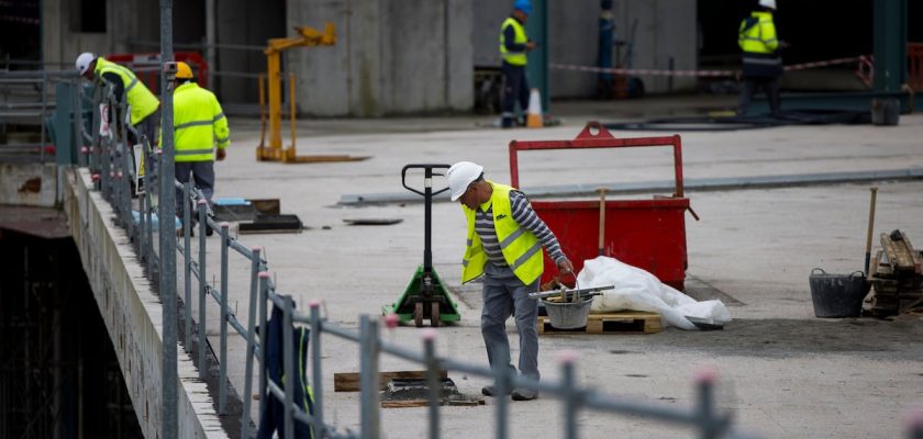 La polémica del salario mínimo interprofesional en España: entre política y economía