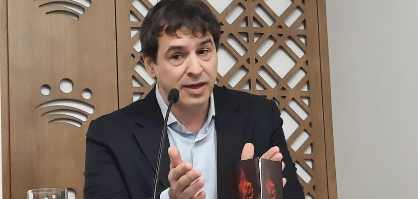 La investigación de David Sánchez, hermano de Pedro Sánchez: irregularidades y firmar a mano