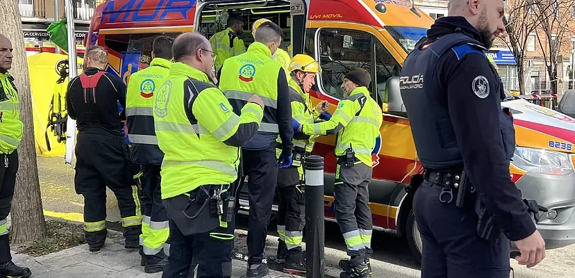 tragedia en puente de vallecas: ancianos caen por el hueco del ascensor durante una discusión