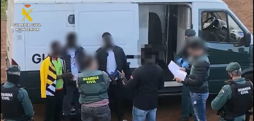 La peligrosa travesía de los migrantes africanos: un análisis del tráfico de personas en Canarias