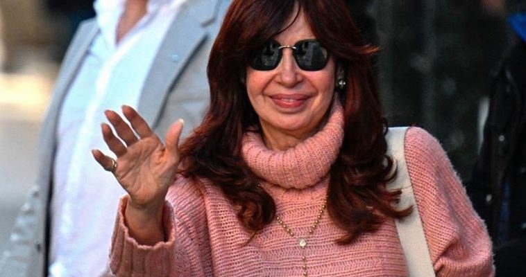 Cristina Fernández de Kirchner: el Vialidad y las complicaciones legales que la acechan