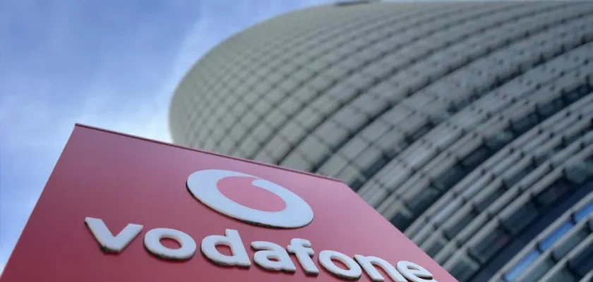 Vodafone lanza su atractivo plan de fibra y móvil con deportes en vivo: una oferta para los amantes del fútbol y más