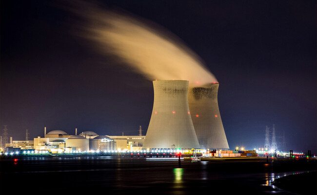 Kazajistán da un paso adelante en su futuro energético: la construcción de su primera central nuclear