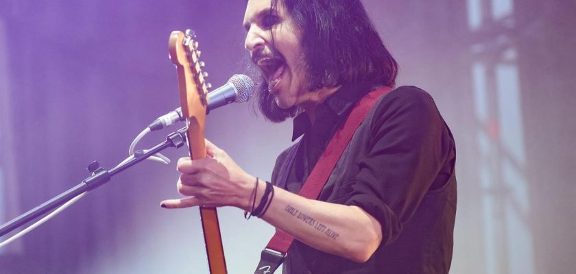 El caso Brian Molko: arte, política y los límites de la libertad de expresión en Italia