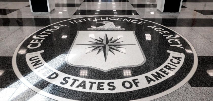 Donald Trump y la nueva era de la CIA: indemnizaciones y reestructuración en el servicio de inteligencia