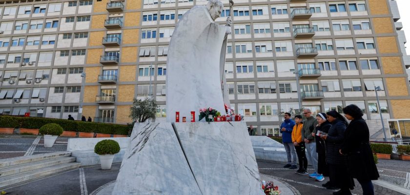 El crítico estado de salud del papa Francisco: reflexiones y esperanzas en tiempos inciertos