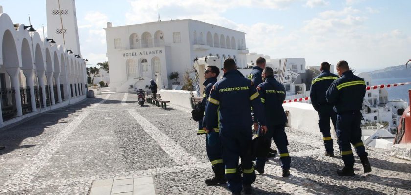 Santorini en estado de emergencia: tras los terremotos, ¿qué pasará con el turismo griego?