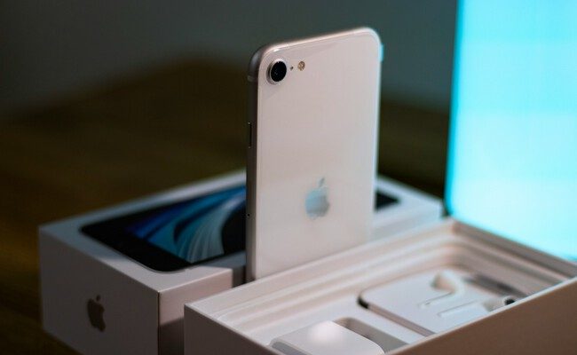 Apple presenta el iPhone SE 4: ¿El regreso del rey de los móviles económicos?